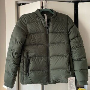 Lululemon Weightless Wonder puffer Jacket Olive Green (800 Down Fill Sz 6)